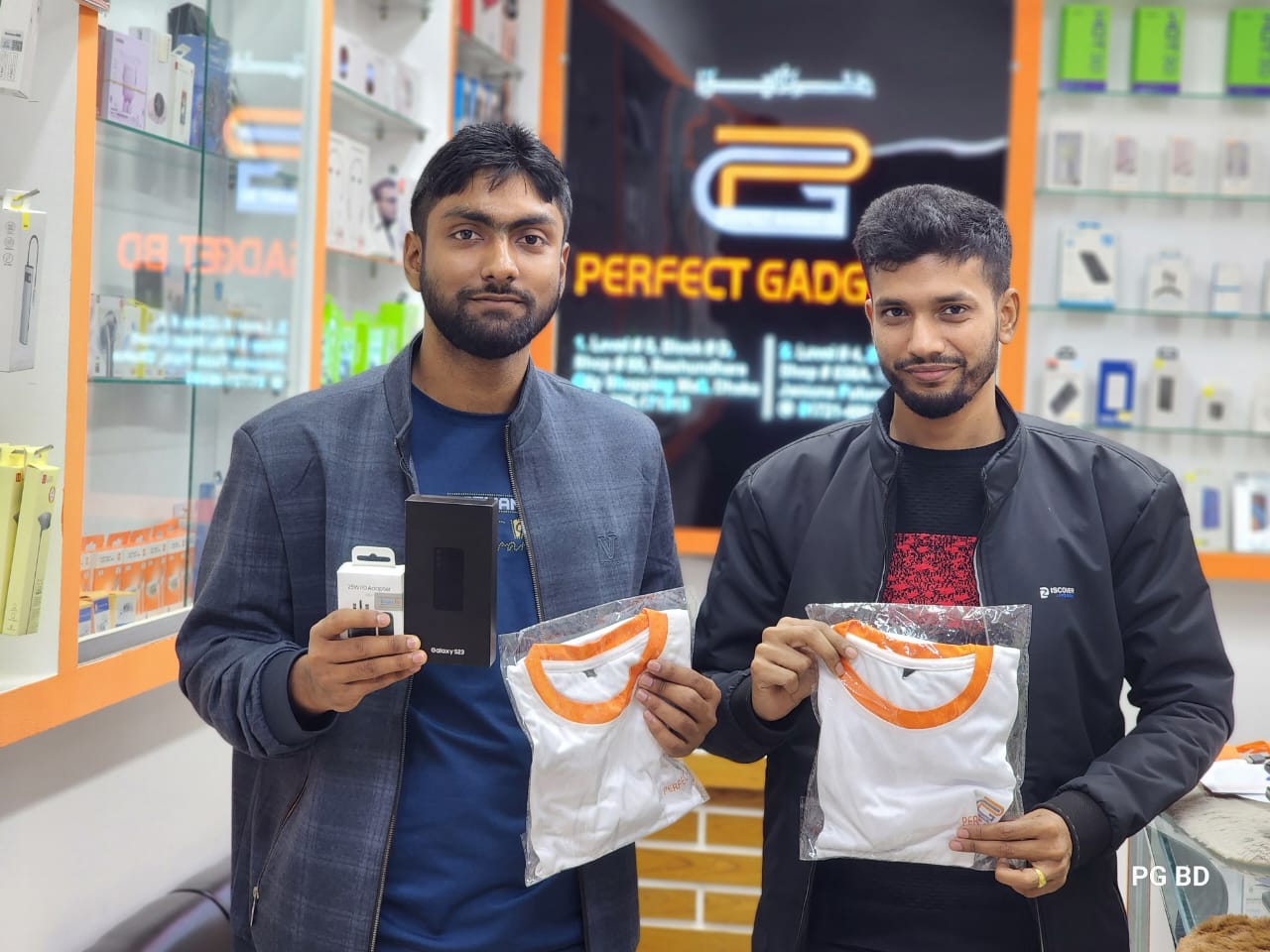 Mobile Club Store Interior